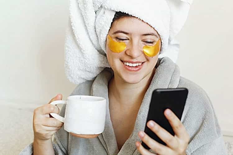 The Best Dating App with a Deadline - Thursday