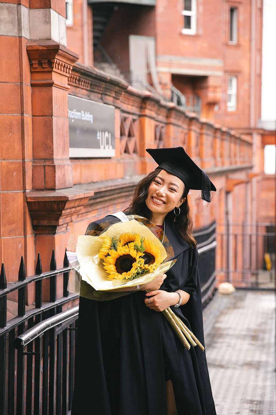 Nuoya’s UCL graduation ceremony